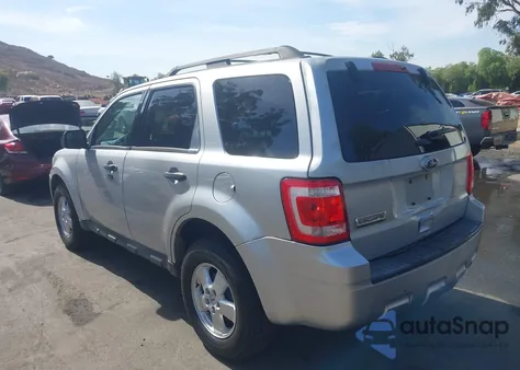 2012 Ford Escape Xlt из США, поврежденный, VIN 1FMCU0D75CKA17471